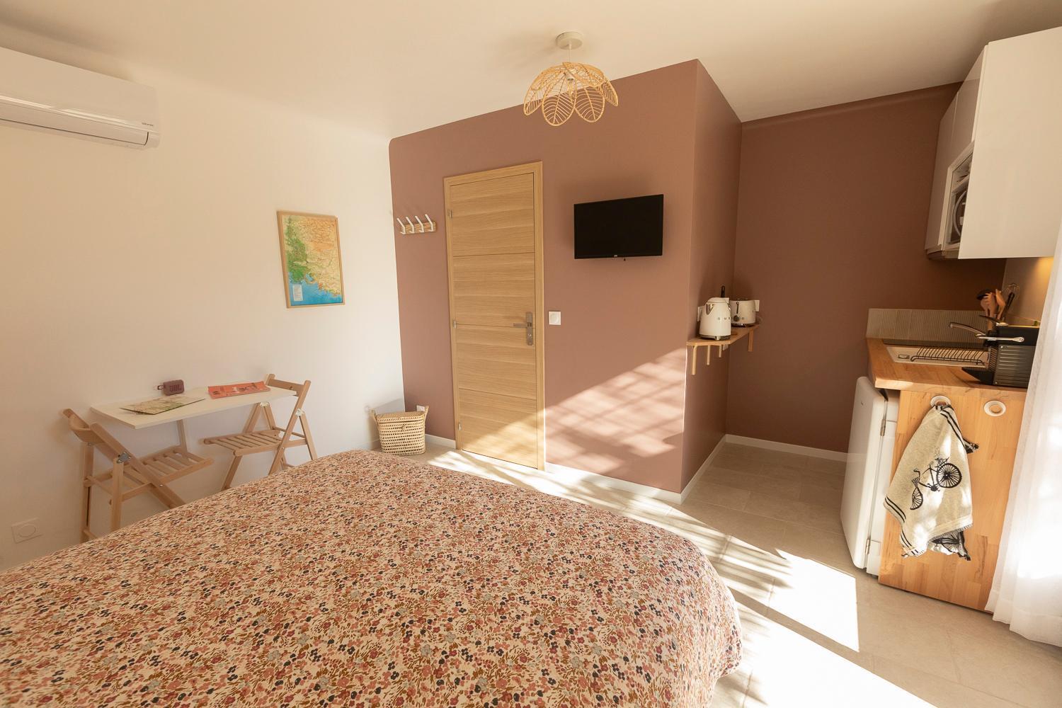 Rouleraventoux, Sportif Avec Piscine, Sauna, Salle De Sport, Jardin Mormoiron