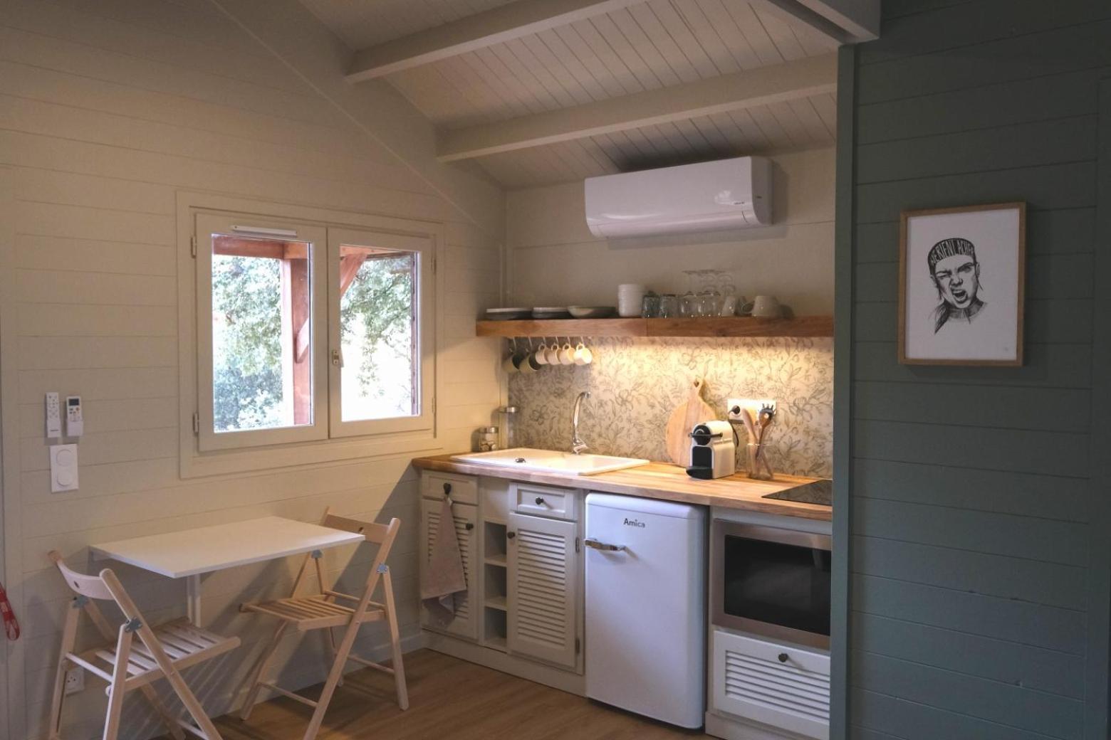 Rouleraventoux, Sportif Avec Piscine, Sauna, Salle De Sport, Jardin Mormoiron
