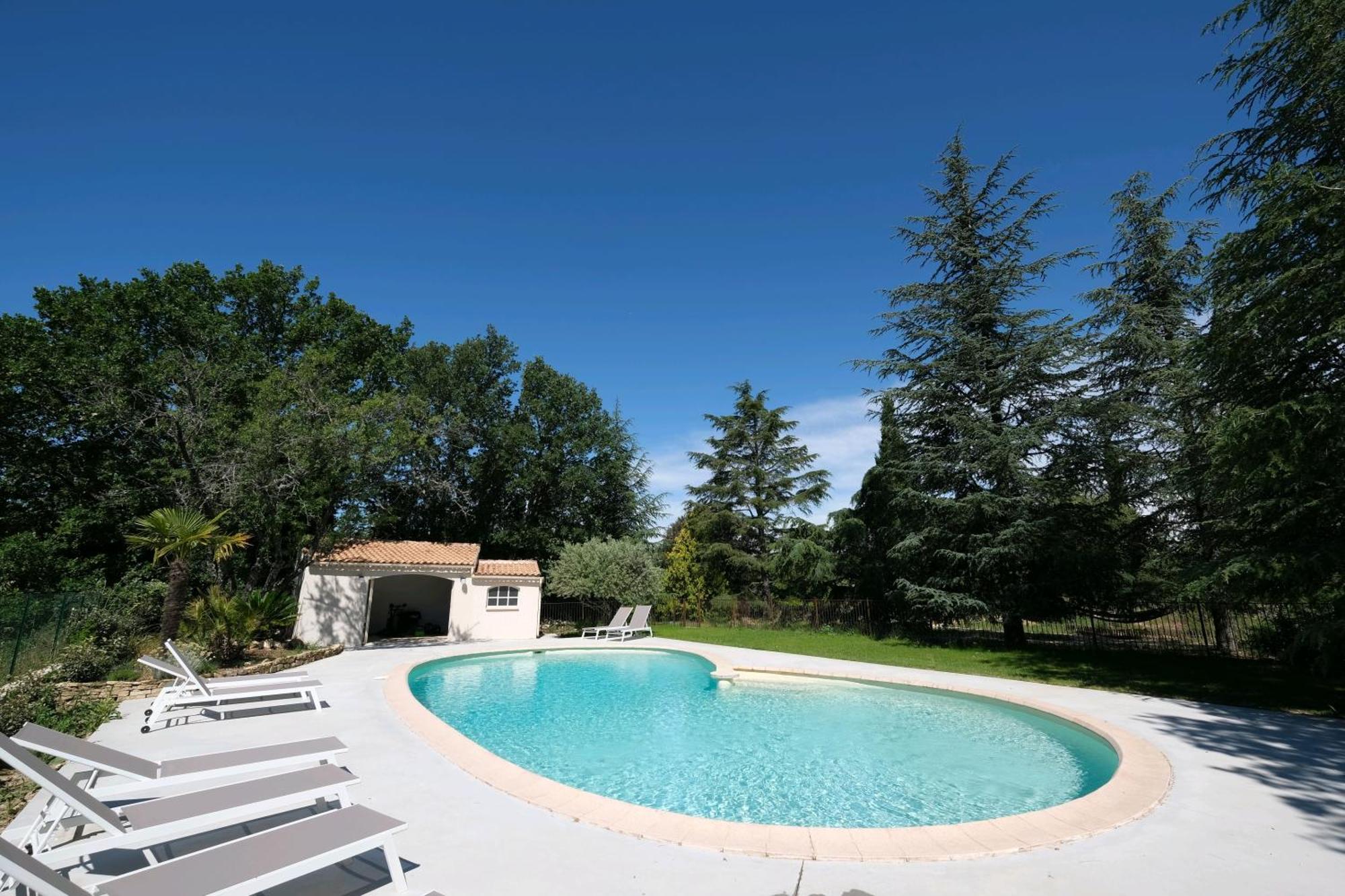 Rouleraventoux, Sportif Avec Piscine, Sauna, Salle De Sport, Jardin * Mormoiron